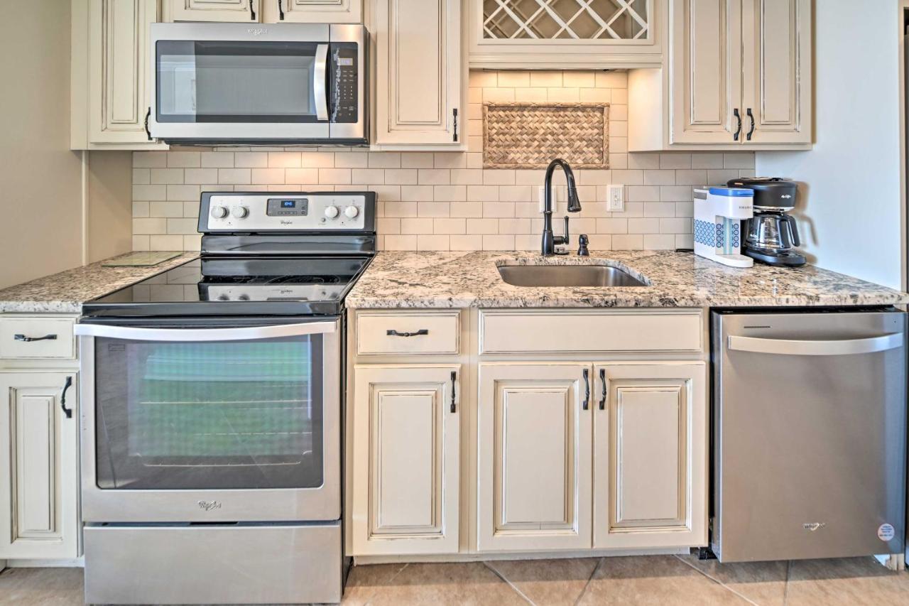 Cozy Myrtle Beach Resort Condo With Community Pool! Buitenkant foto
